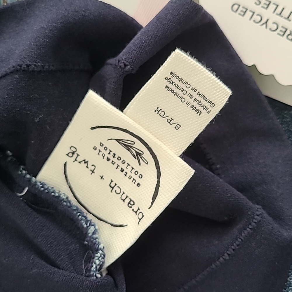 Branch + twig Maternity Jeans small size (can fit size2-4 as it's very stretchy) - Picture 4 of 5